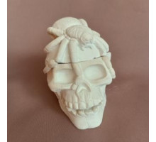 Подсвечник Череп с пауком, 1 шт